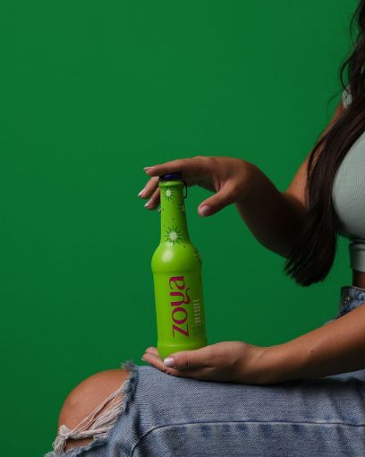 Picture of Zoya Kiwi Flavored Soda 275 ml